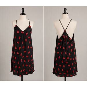 Intimate Style Chemise Slip Dress Large 100% Silk Lips Love & Kisses Novelty